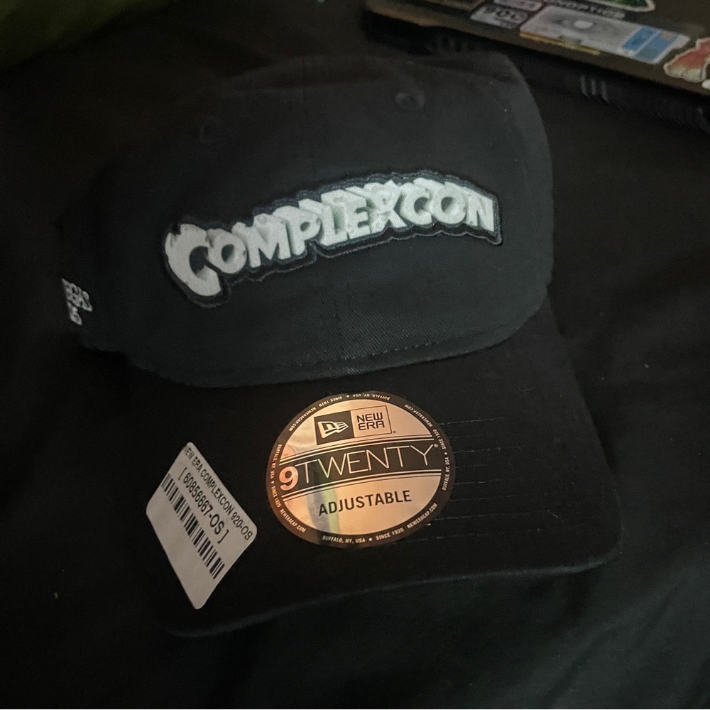 New Era Complexcon hat